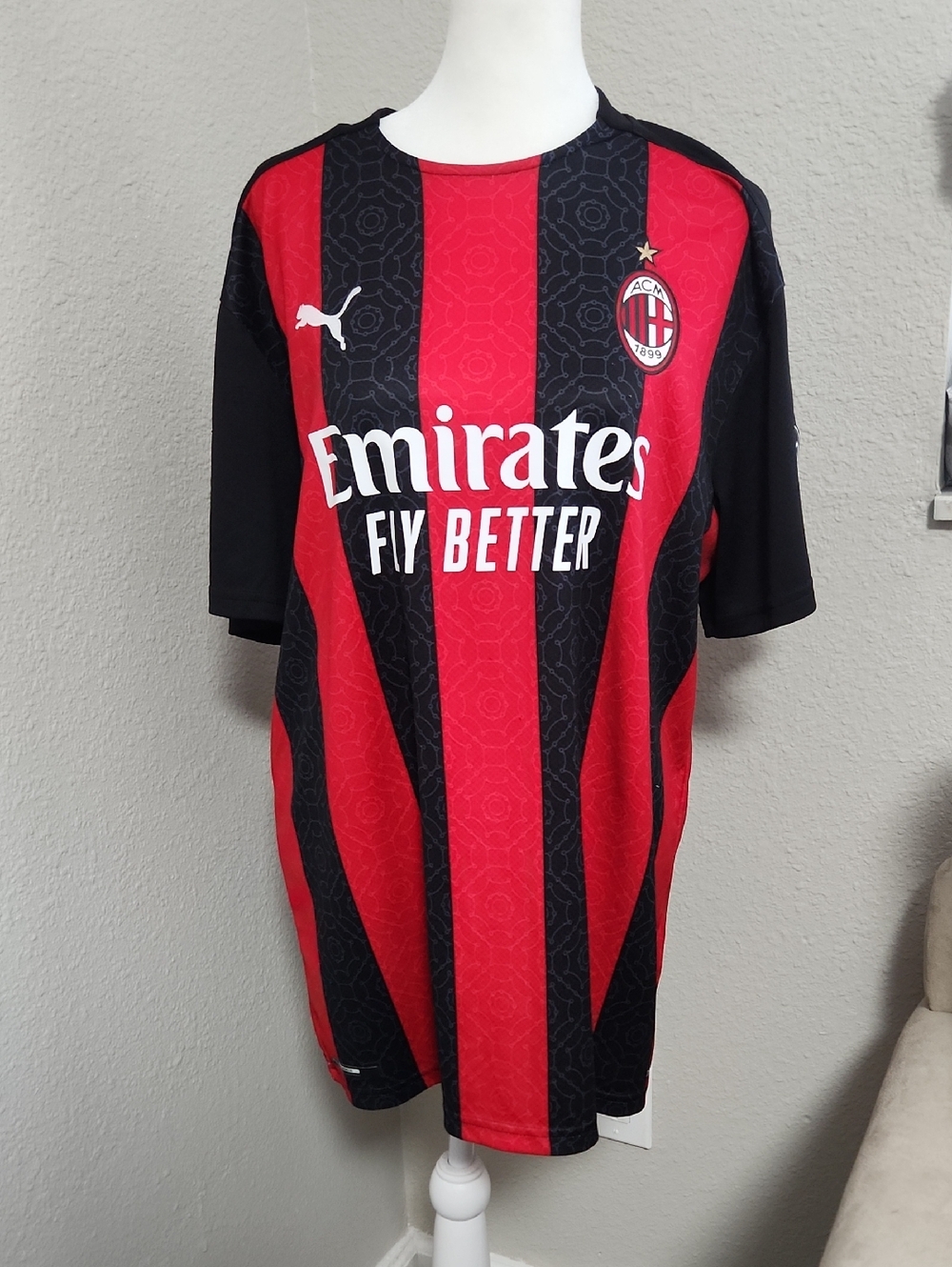 AC Milan Home Shirt 2020/21 Ibrahimovic #11